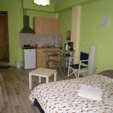 Homy Cozy Studio Towards The Centre Szaloniki Kültér fotó